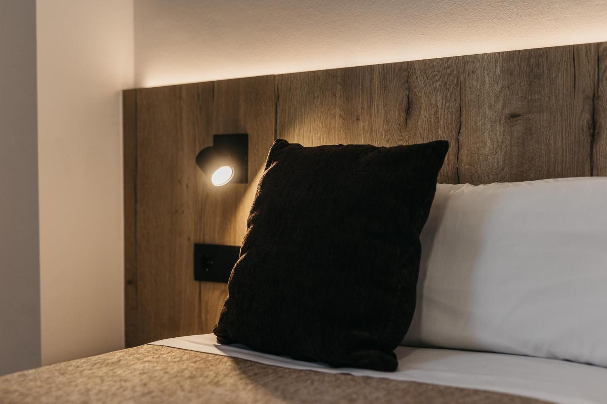La Trobada Hotel Sport Ripoll Zewnętrze zdjęcie