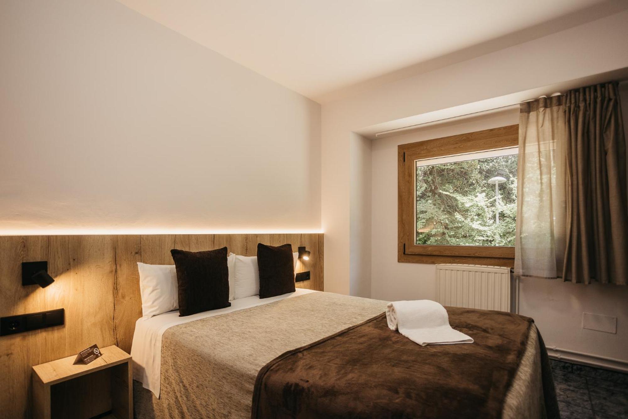 La Trobada Hotel Sport Ripoll Zewnętrze zdjęcie