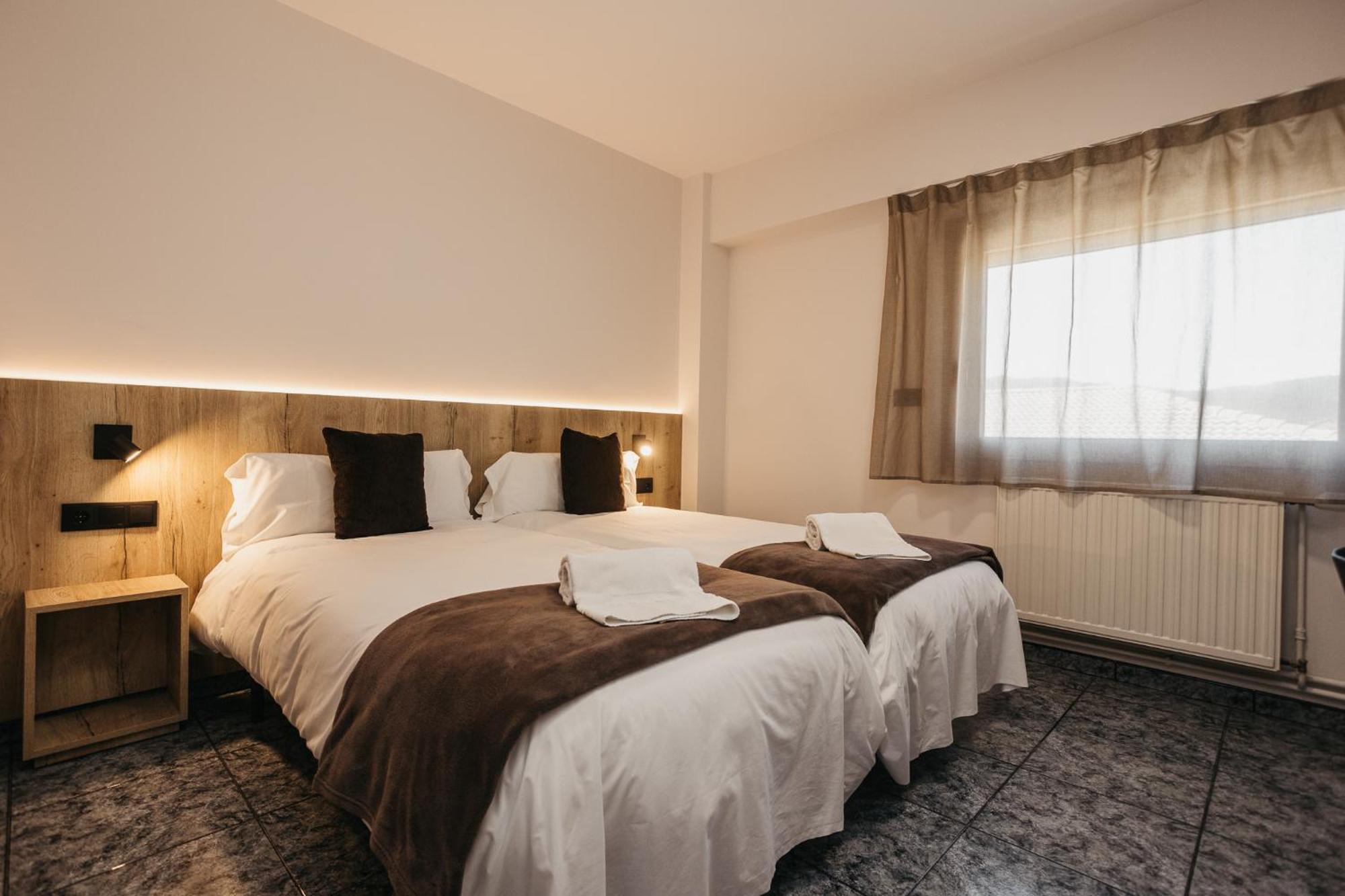 La Trobada Hotel Sport Ripoll Zewnętrze zdjęcie