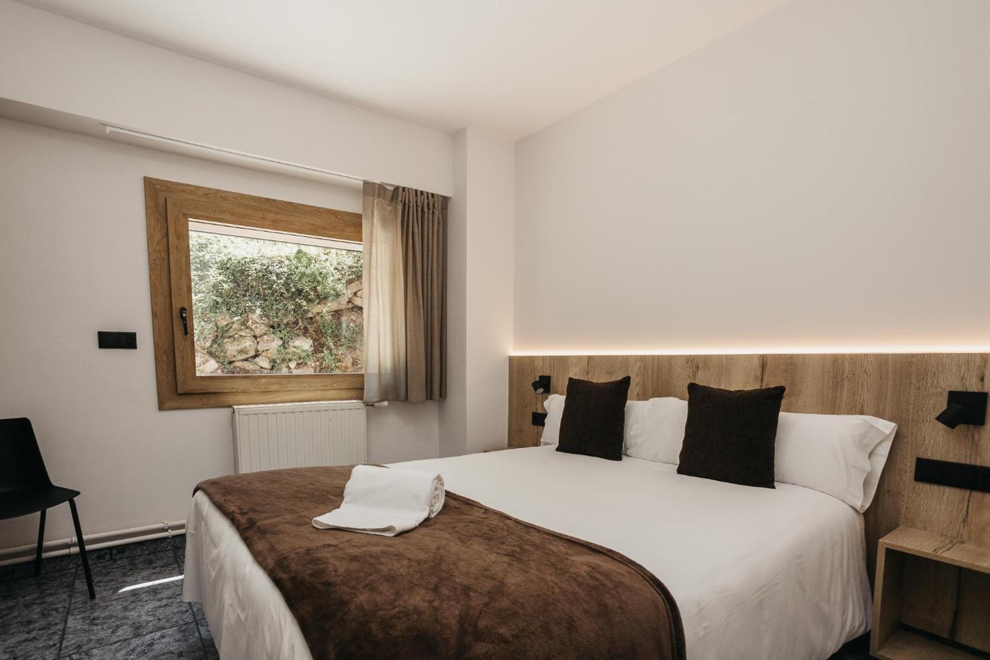 La Trobada Hotel Sport Ripoll Zewnętrze zdjęcie