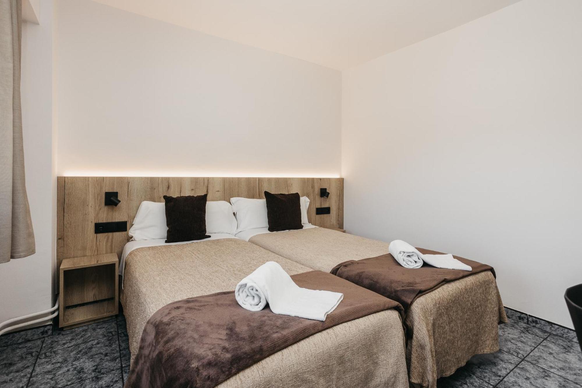 La Trobada Hotel Sport Ripoll Zewnętrze zdjęcie