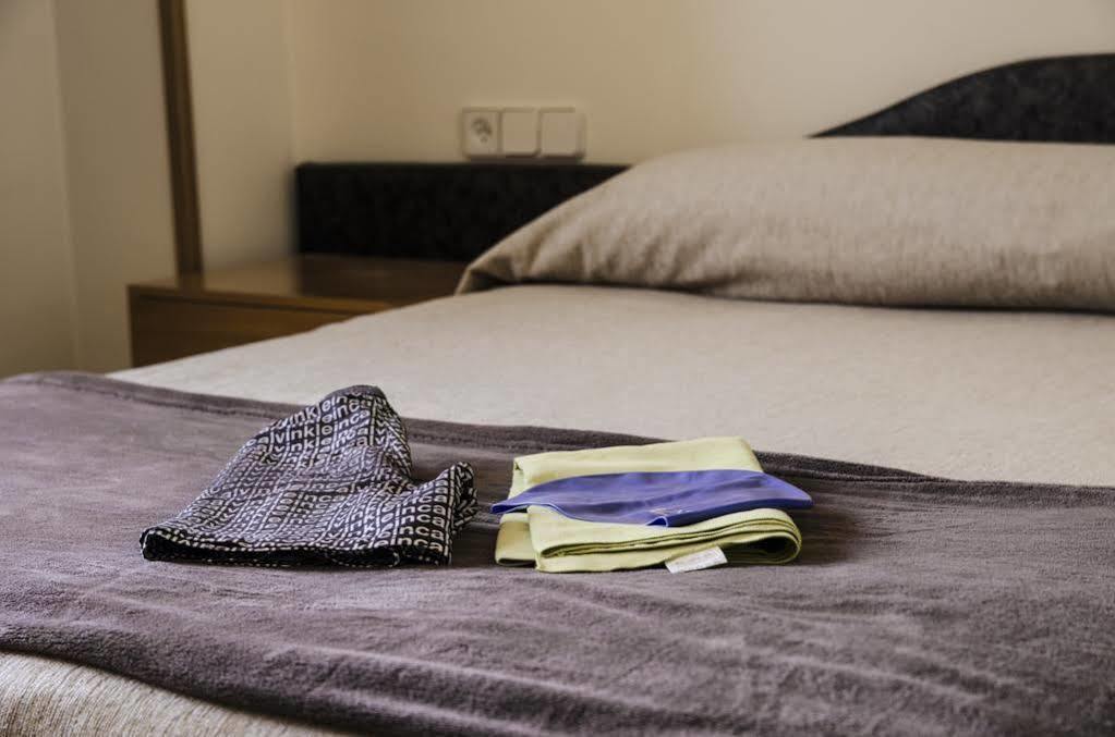 La Trobada Hotel Sport Ripoll Zewnętrze zdjęcie